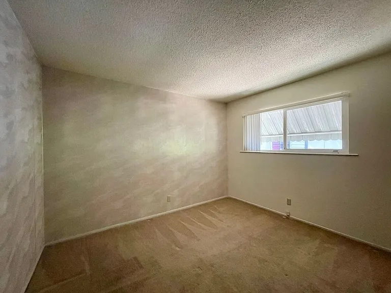 3063 Linda Vista Ave — Photo 12