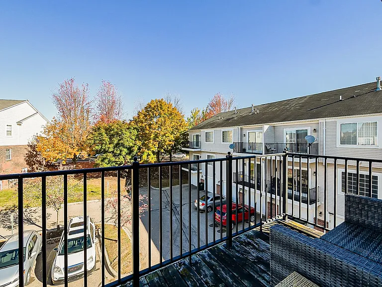 14520 Vauxhall Dr — Photo 16