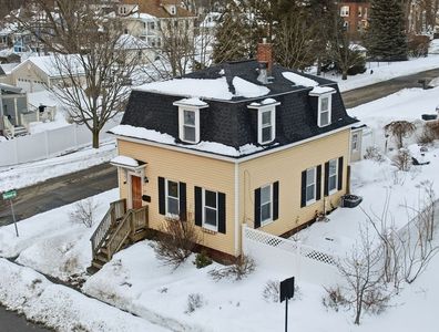 37 Laurel Ave, Haverhill, MA, 01835