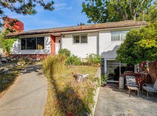 1614 Richardson St, Victoria, BC V8S1R4