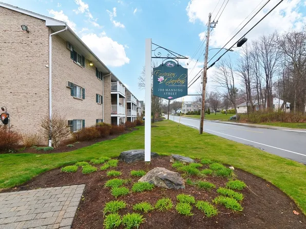 200 Manning St APT 8B, Hudson, MA 01749