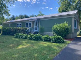 25 Breezy Ln, Thompson, CT 06277