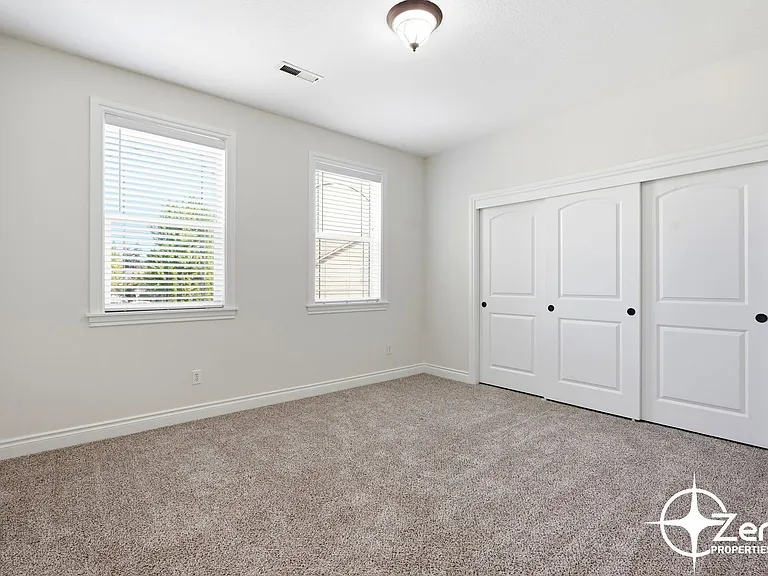1107 NE 127th St — Photo 25
