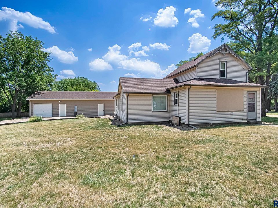 221 W Rummel Ave, Lennox, SD 57039 Zillow