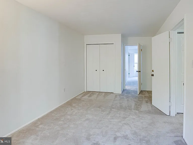12303 Mulberry Ct — Photo 44