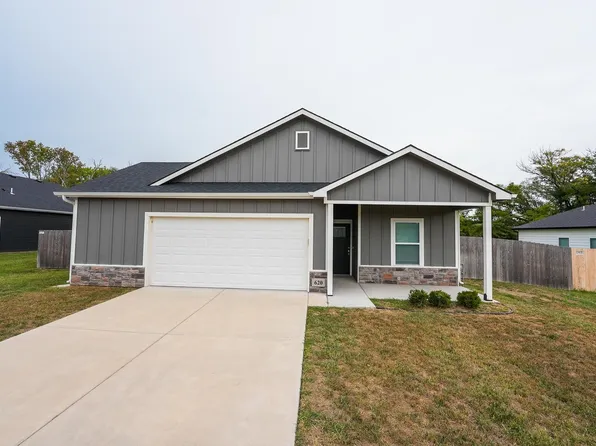 620 W Finney Ave, El Dorado, KS 67042