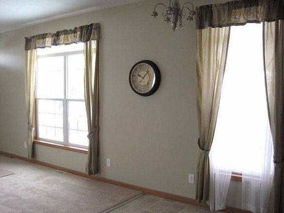 9-ft side walls