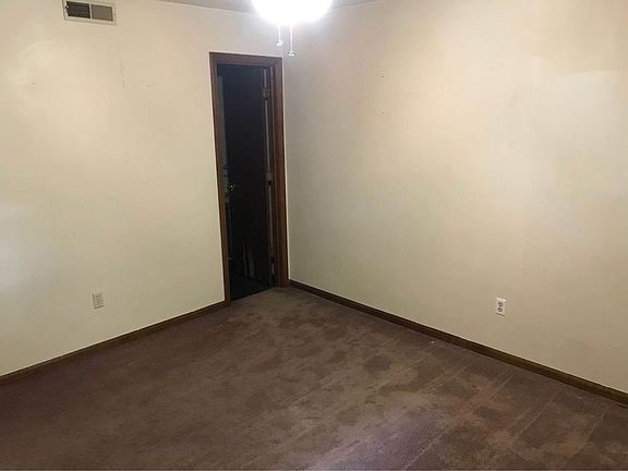 5th image of 652-654 Pear Tree Cir #3B-2BA-1400SQFT