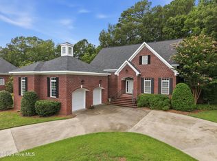 2326 Autumn Dr, Kinston, NC 28501