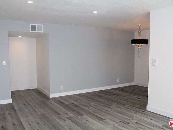 4th image of 1547 N Edison Blvd #C