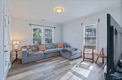 505 McCullough Ave NE — Photo 5