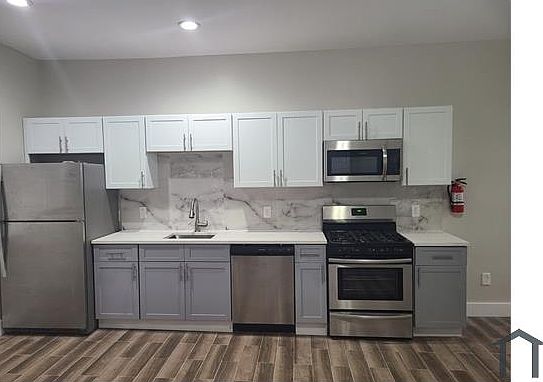 1st image of 50 Woodside Pl APT 1