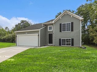 912 Forest St, Marshall, MI 49068