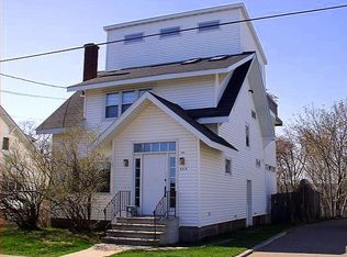 425 W Ridge St, Marquette, MI 49855