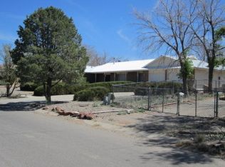 305 Godfrey Ave, Rio Communities, NM 87002