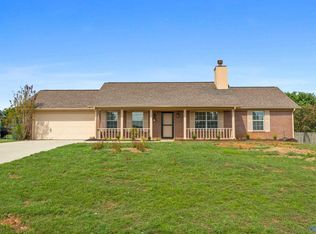 122 Delta Pine Dr, Huntsville, AL 35811