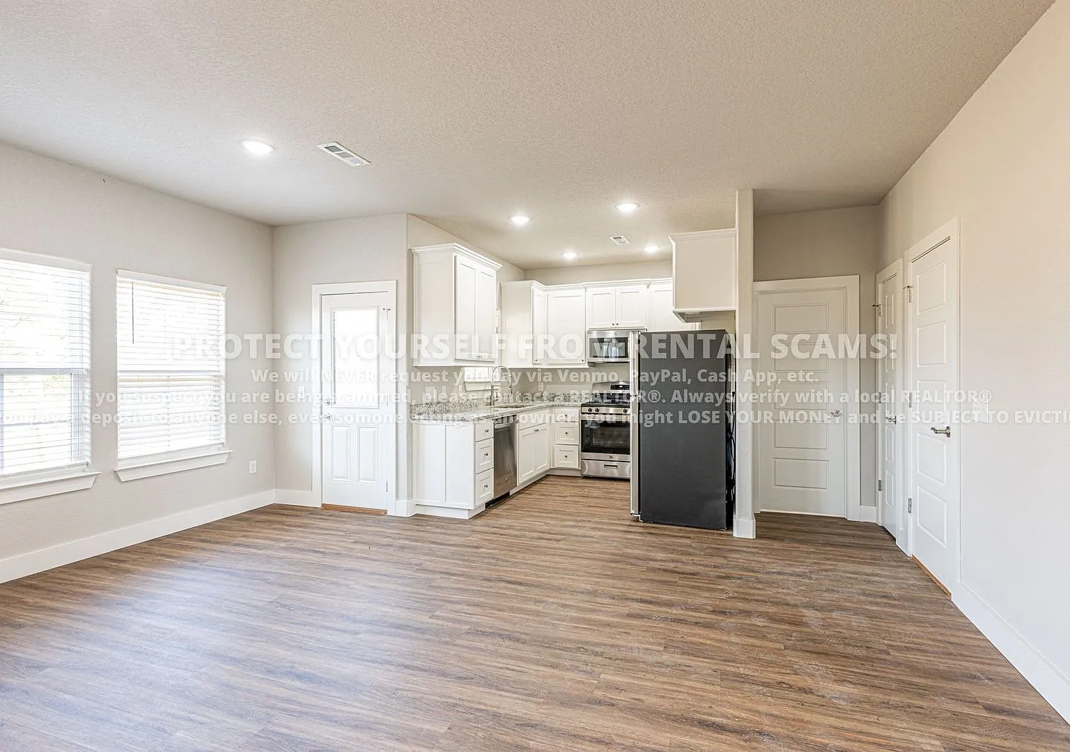 3102 Garrison — Photo 3