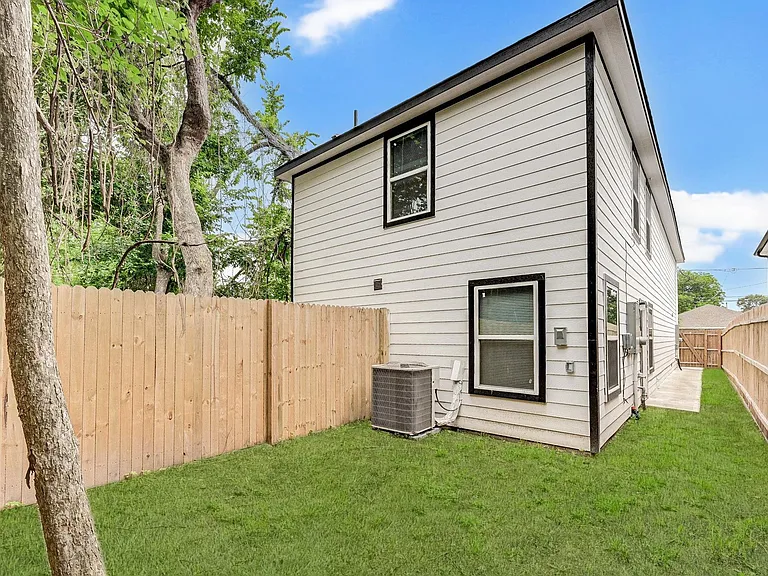 1017 N Lane St #A — Photo 24