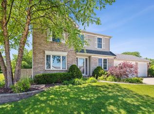 189 Arbor Ave, Sugar Grove, IL 60554