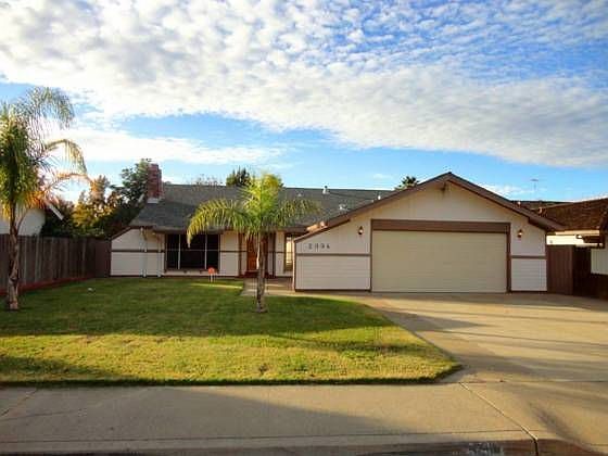 1st image of 2994 Spruce Way