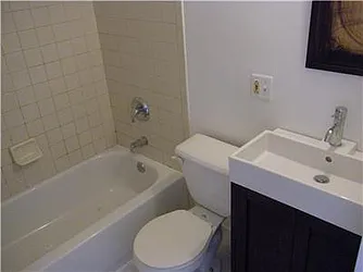 Rented by R New York