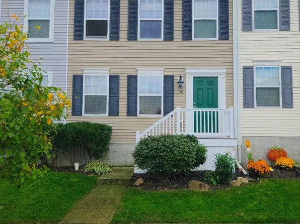 138 Honeysuckle Dr, Marietta, PA 17547