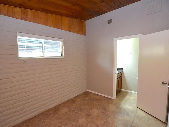 5th image of 7218 E Belleview St APT 5