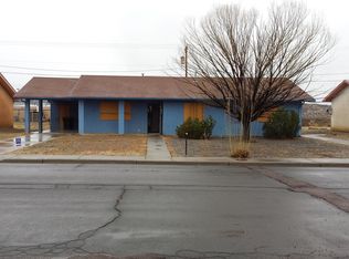 335 Low Mountain St, Gallup, NM 87301