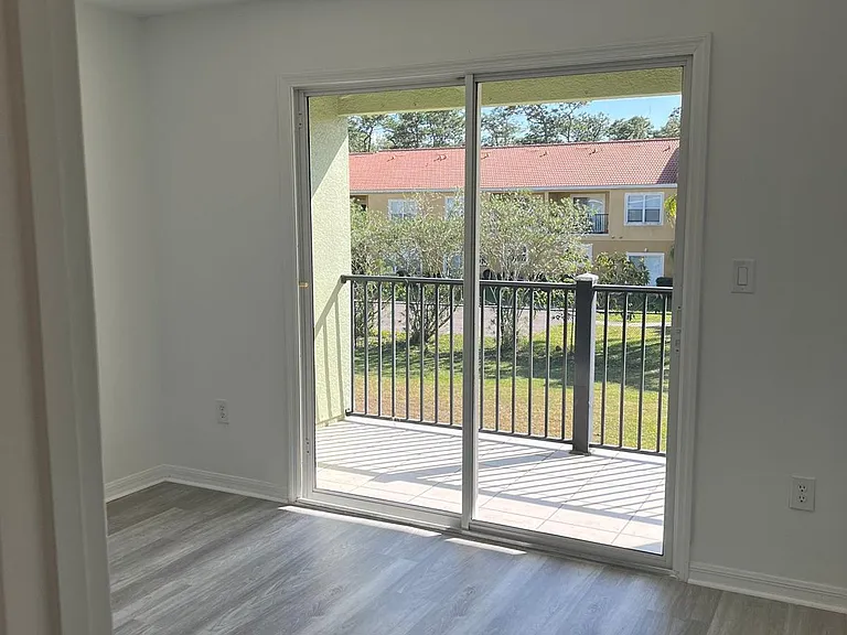 4344 Paradise Cove Ct — Photo 11