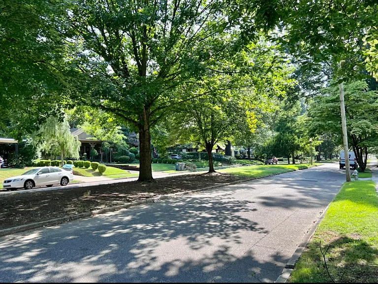 1770 York Ave — Photo 14