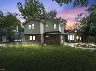42 Van Arsdale Pl, Teaneck, NJ 07666