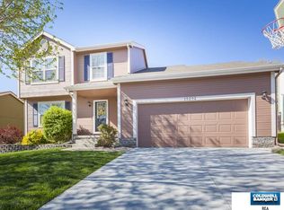 15292 Wirt St, Omaha, NE 68116