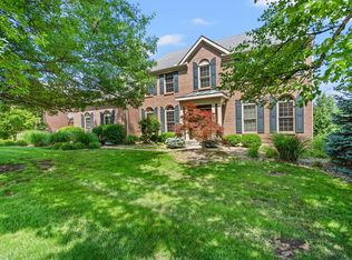 949 Appleblossom Dr, Villa Hills, KY 41017