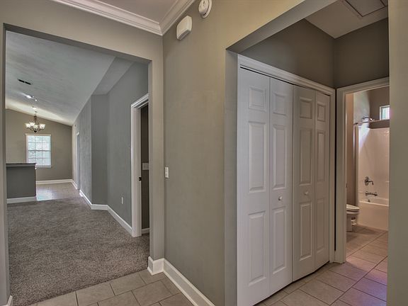 4th image of 1330 Tuscaloosa Trce