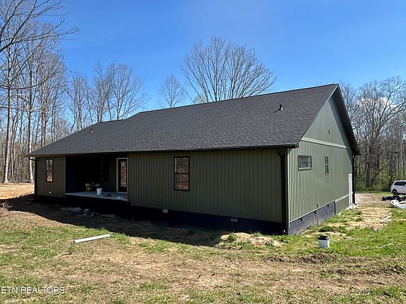 4th image of 214 Georgee Rd