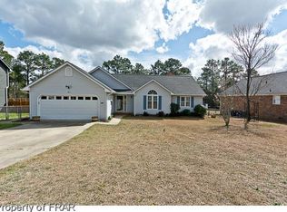 947 Pepperwood Dr, Fayetteville, NC 28311