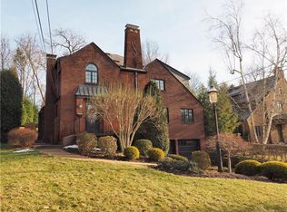 61 Sunnyhill Dr, Pittsburgh, PA 15228