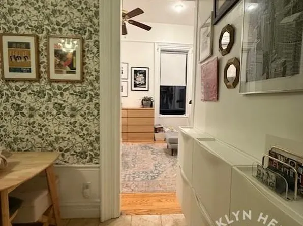 124 Remsen Street image 5 of 9