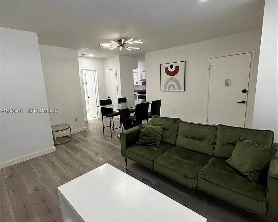 316 Surfside Blvd #1