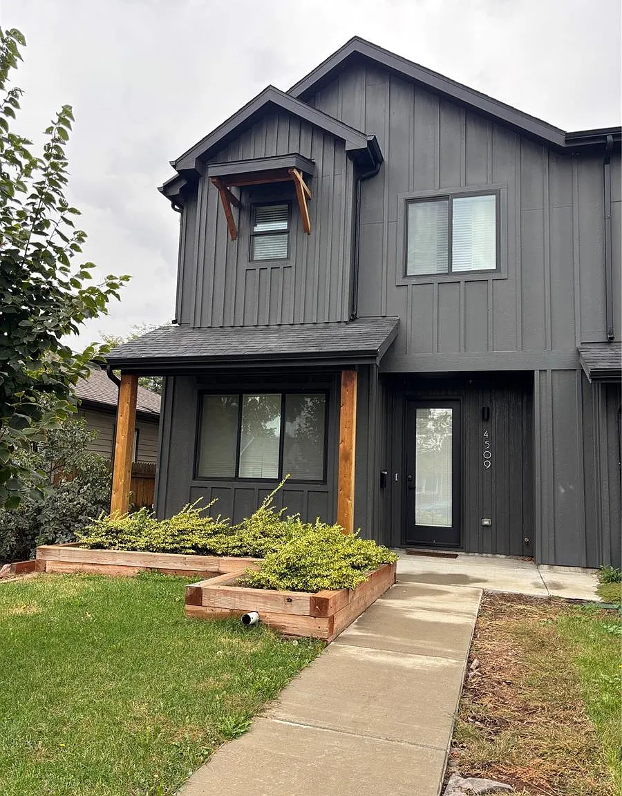3 bed, 2.5 bath, 2400 sqft, $3,499 — Photo 1