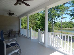363 Chadwick Shores Dr, Sneads Ferry, NC 28460