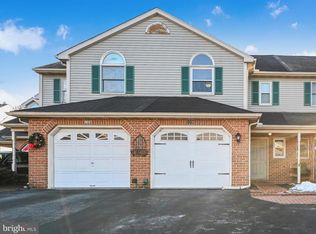 118 Pepperton Ct, Lititz, PA 17543