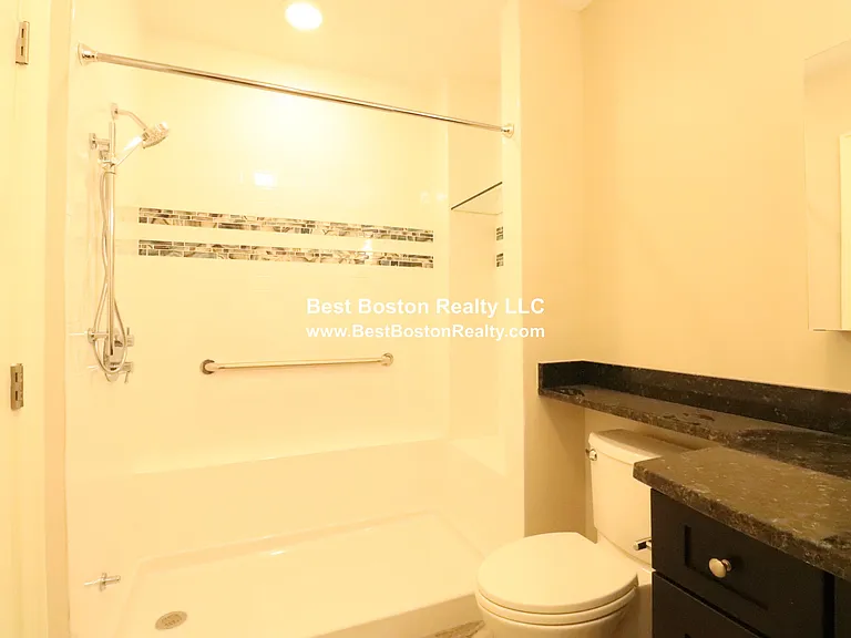 286 Main St #206 — Photo 13