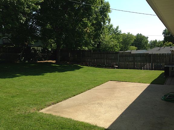 3rd image of 4268 Massabielle Dr