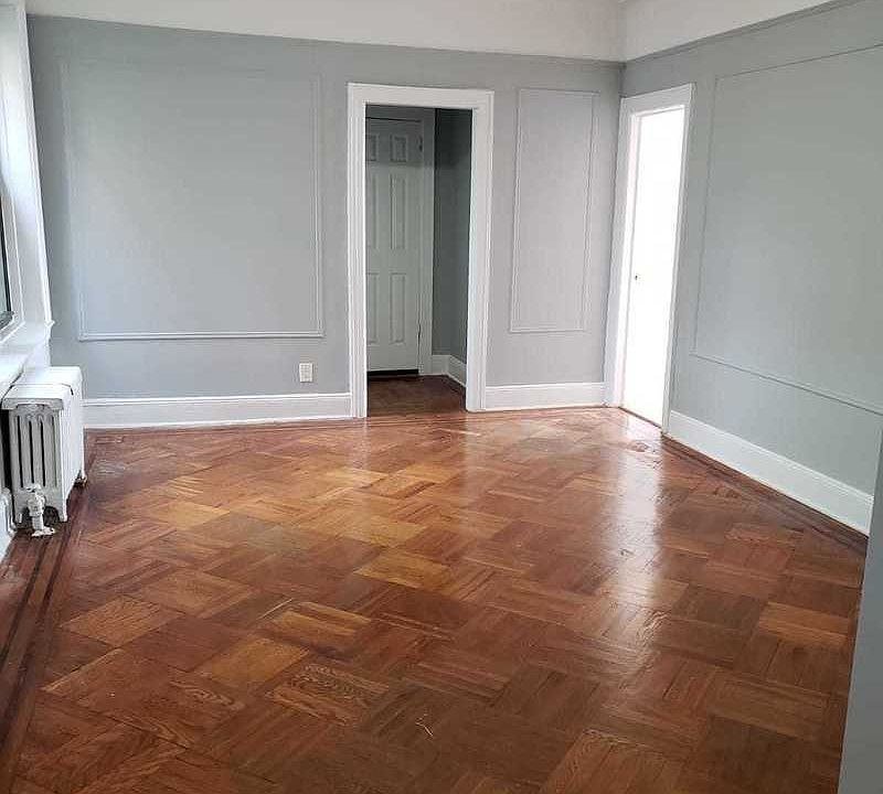 2nd image of 20 Baughman Pl APT 4C