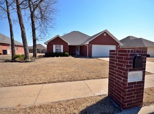 4005 Briar Ln, Tahlequah, OK 74464