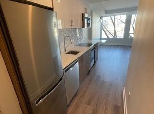 28 Pretoria Ave #307, Ottawa, ON K1S1W7