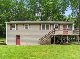 11 Circle Dr, Center Barnstead, NH 03225