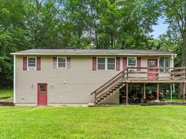 11 Circle Drive, Barnstead, NH 03225