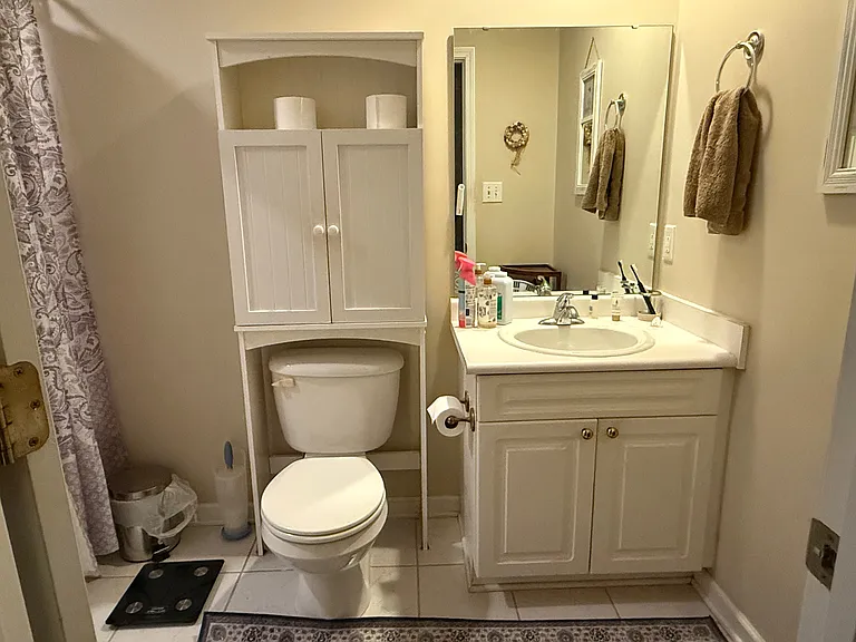Upstairs bathroom